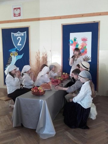 Przedstawienie w SP2